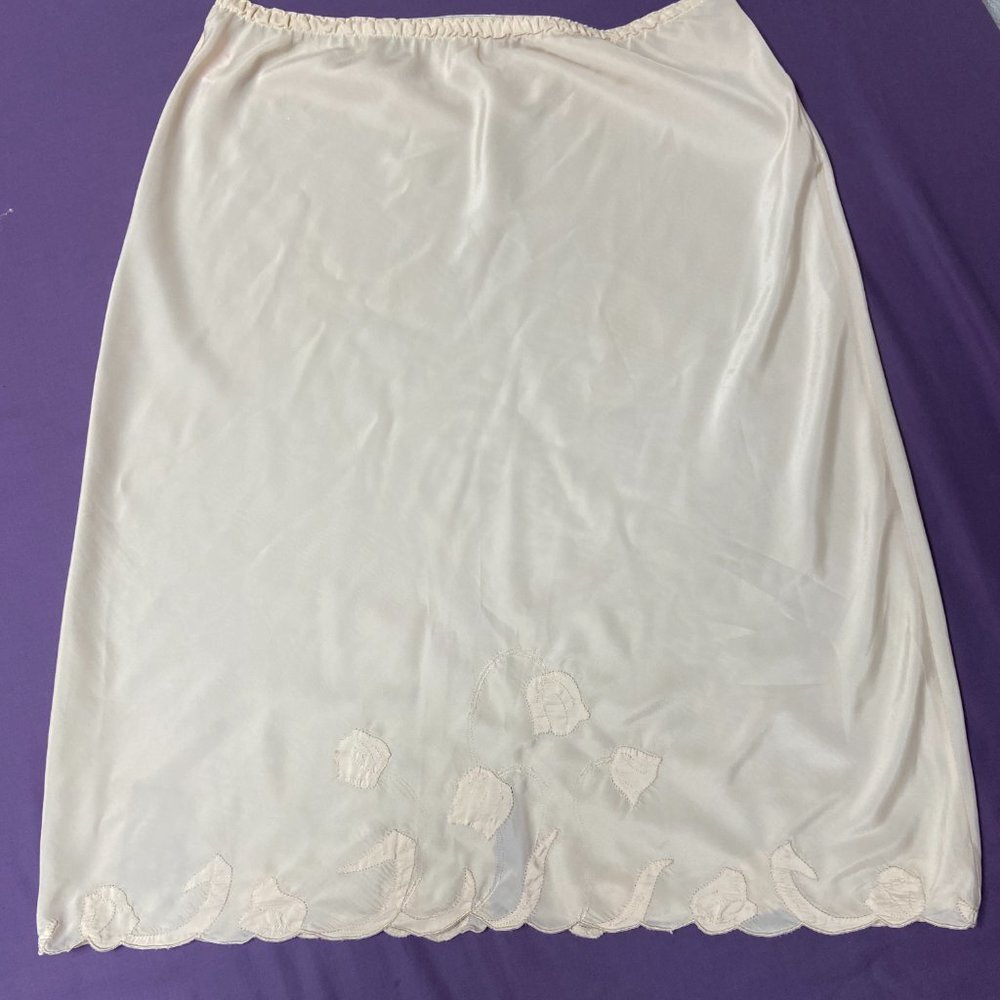 Vintage Odette Barsa Cream Half Slip Sz L